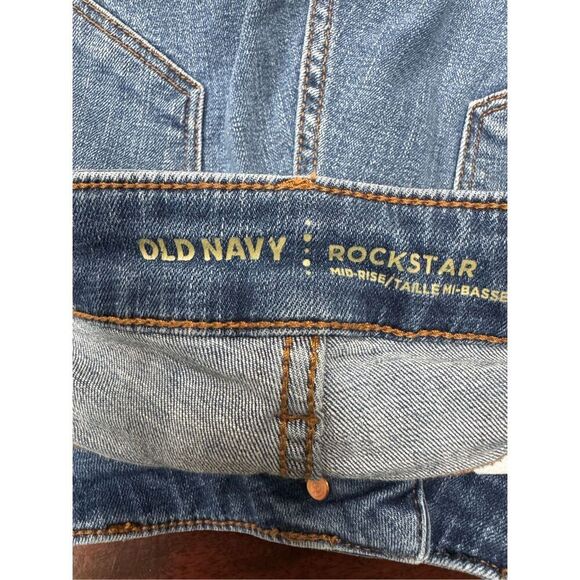Old Navy Rockstar Mid-Rise Denim Jeans Size 12 - Picture 5 of 9